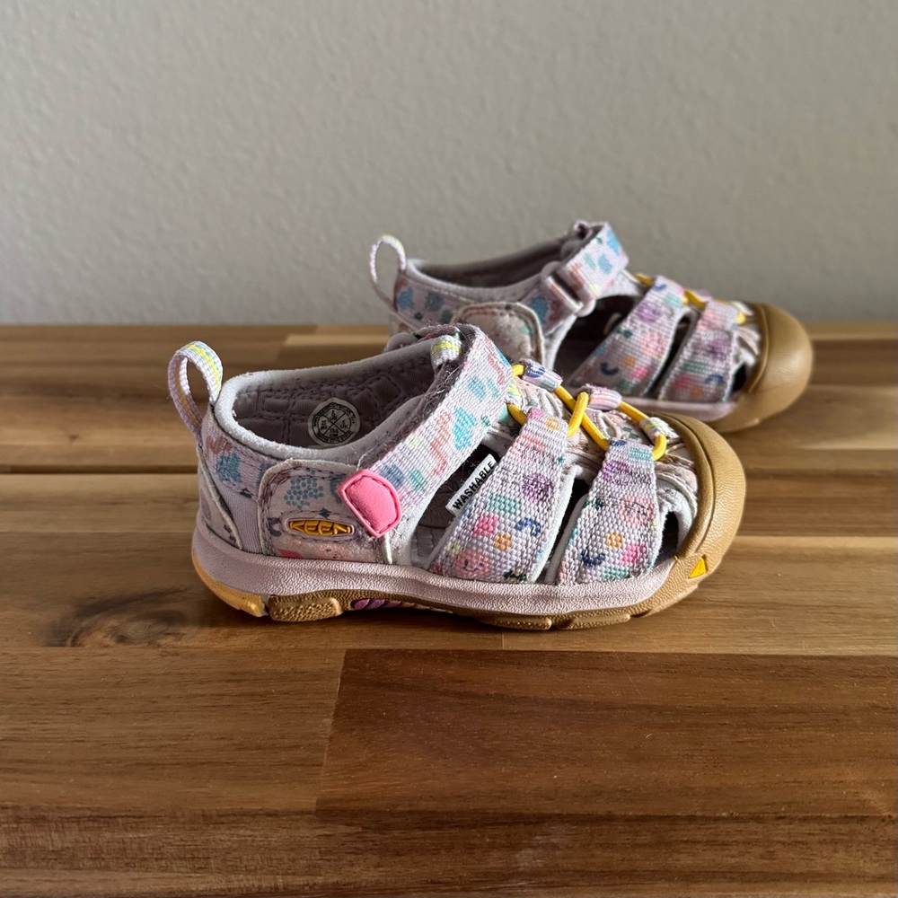 Keen Newport H2 Tiny Candy 6 Toddler Girl Shoes Sandals